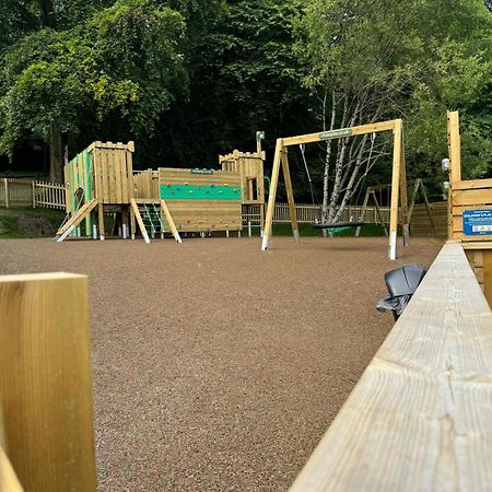 Conkers Lodge For 6 With Hot Tub & Secluded Decking - Spa Resort In Devon Chudleigh Exterior foto